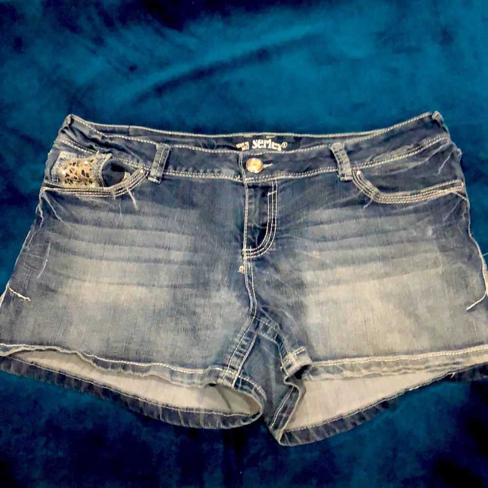 Series 31 Shorts